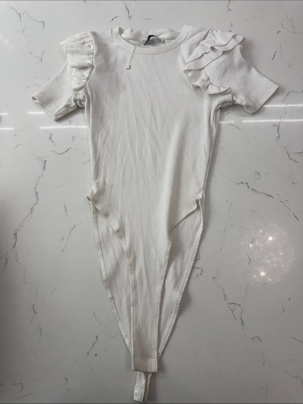Zara White Ribbed Ruffle-Sleeve Bodysuit